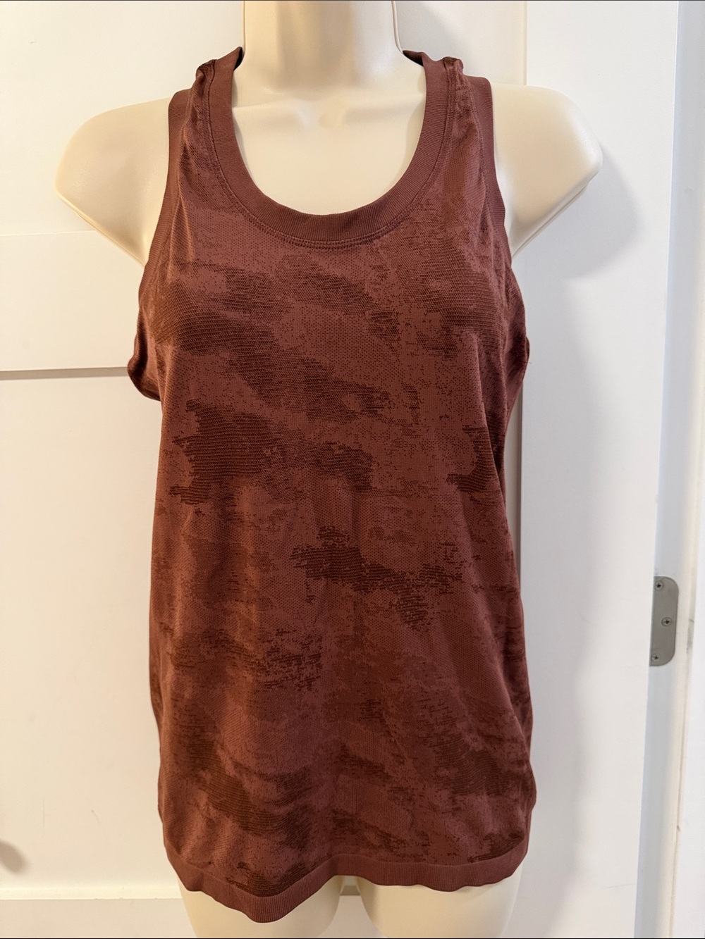 Athleta Momentum Tank